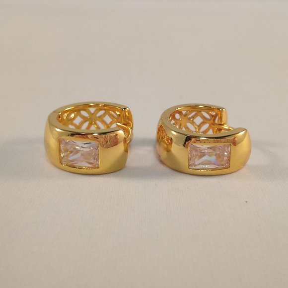 Mens 18K Yellow Gold Filled Radiant Emerald Cut Diamond Zircon Hoop Earrings - Picture 2 of 8